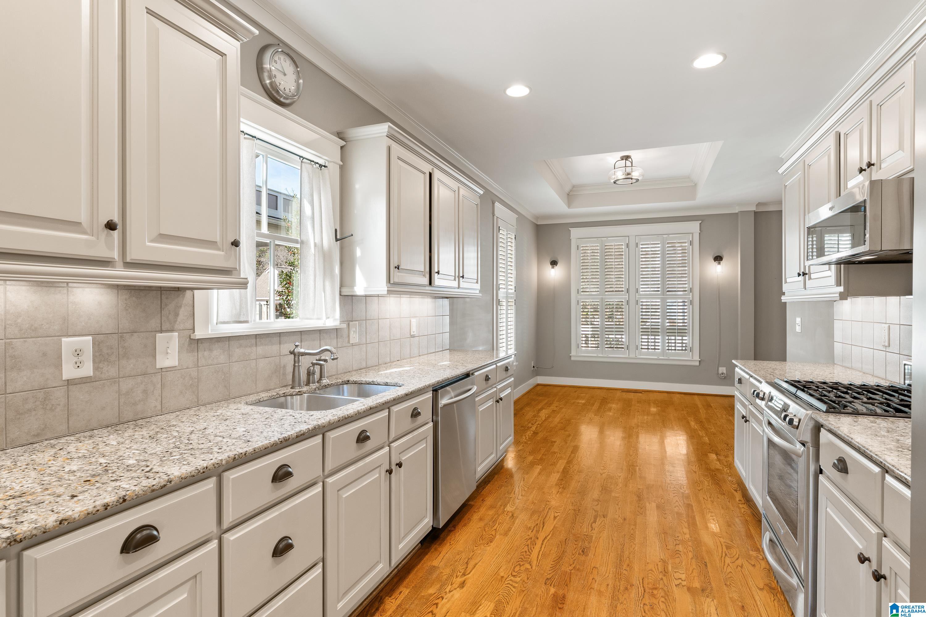 6459 Spring Street Trussville, AL 35173 - Photo 14 of 52