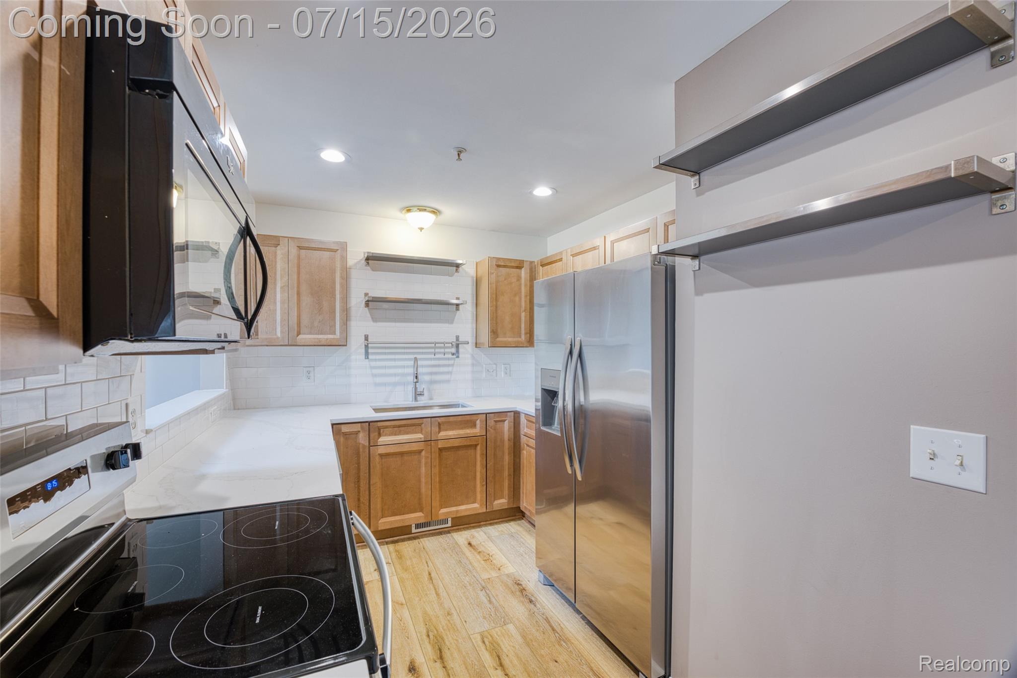 1159 Beaver Run Troy, MI 48083 - Photo 2 of 32 image-2.jpg