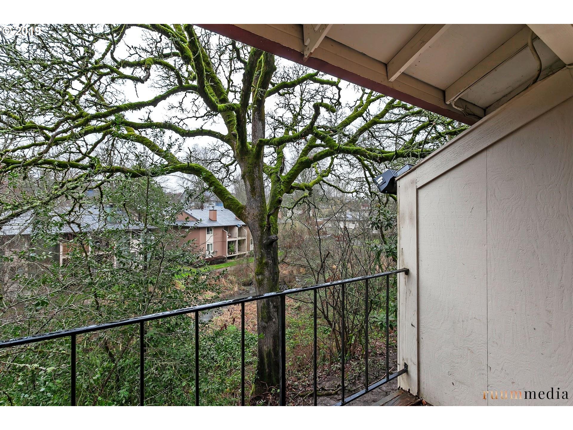 12618 Northwest Barnes Road, Unit 1 Portland, OR 97229 - Photo 13 of 16 Gallery Image 13