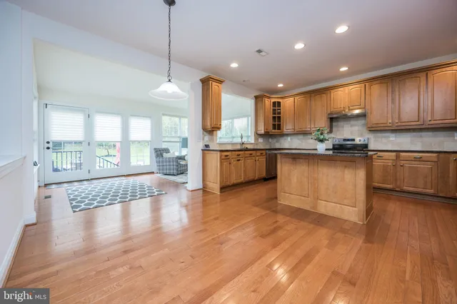 $825,000 | 1225 Caitlin Way, New Castle, DE 19720