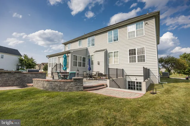 $825,000 | 1225 Caitlin Way, New Castle, DE 19720