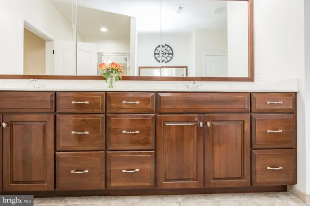 $825,000 | 1225 Caitlin Way, New Castle, DE 19720