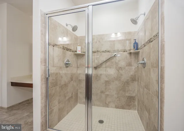 $825,000 | 1225 Caitlin Way, New Castle, DE 19720