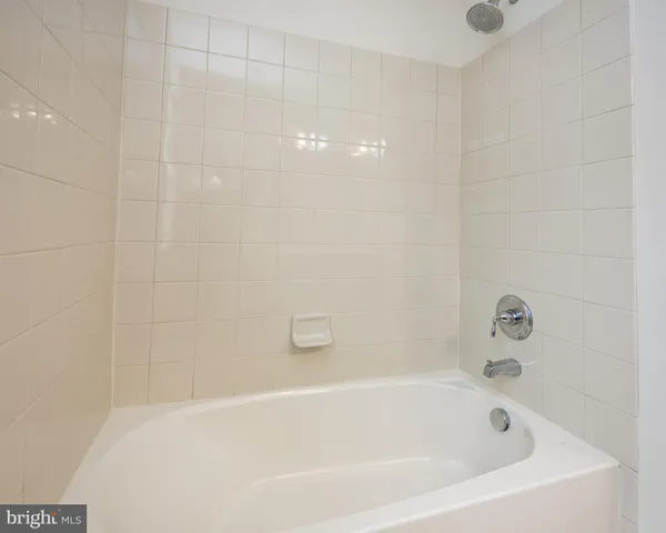 $825,000 | 1225 Caitlin Way, New Castle, DE 19720