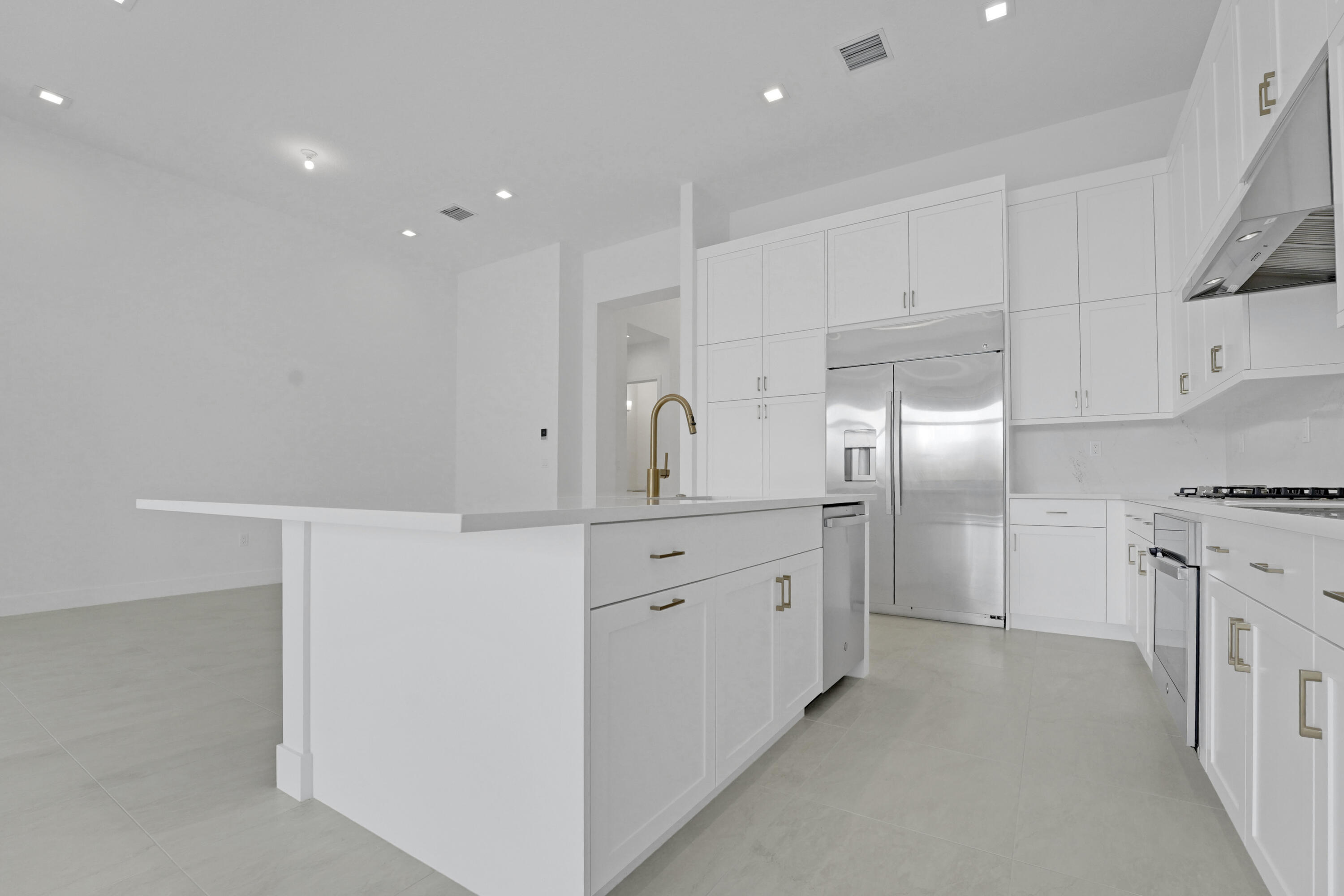 9409 Sunflower Mdw Road Boca Raton, FL 33434 - Photo 13 of 88 Kitchen