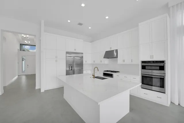 $11,990 | 9409 Sunflower Mdw Road, Boca Raton, FL 33434