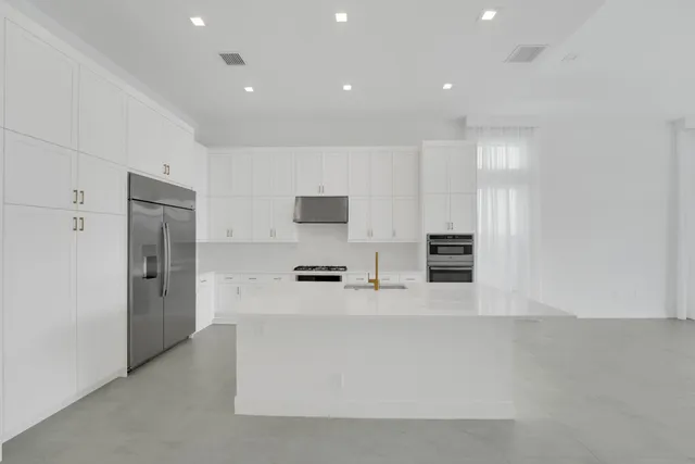 $11,990 | 9409 Sunflower Mdw Road, Boca Raton, FL 33434