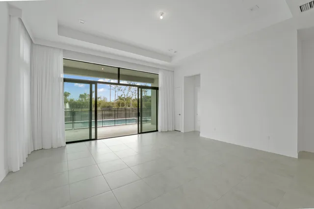 $11,990 | 9409 Sunflower Mdw Road, Boca Raton, FL 33434