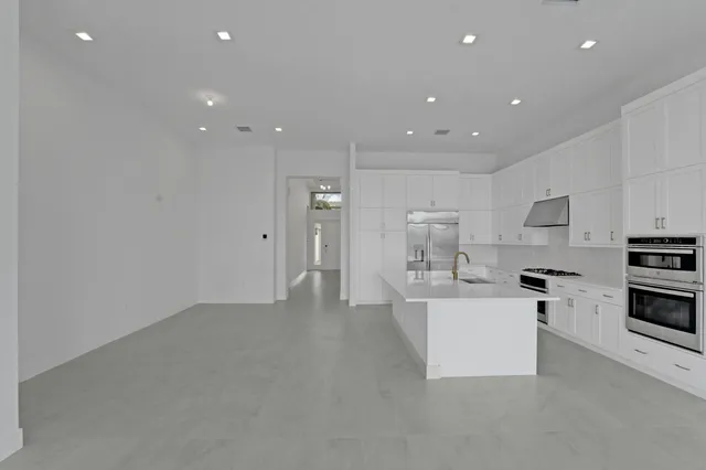 $11,990 | 9409 Sunflower Mdw Road, Boca Raton, FL 33434