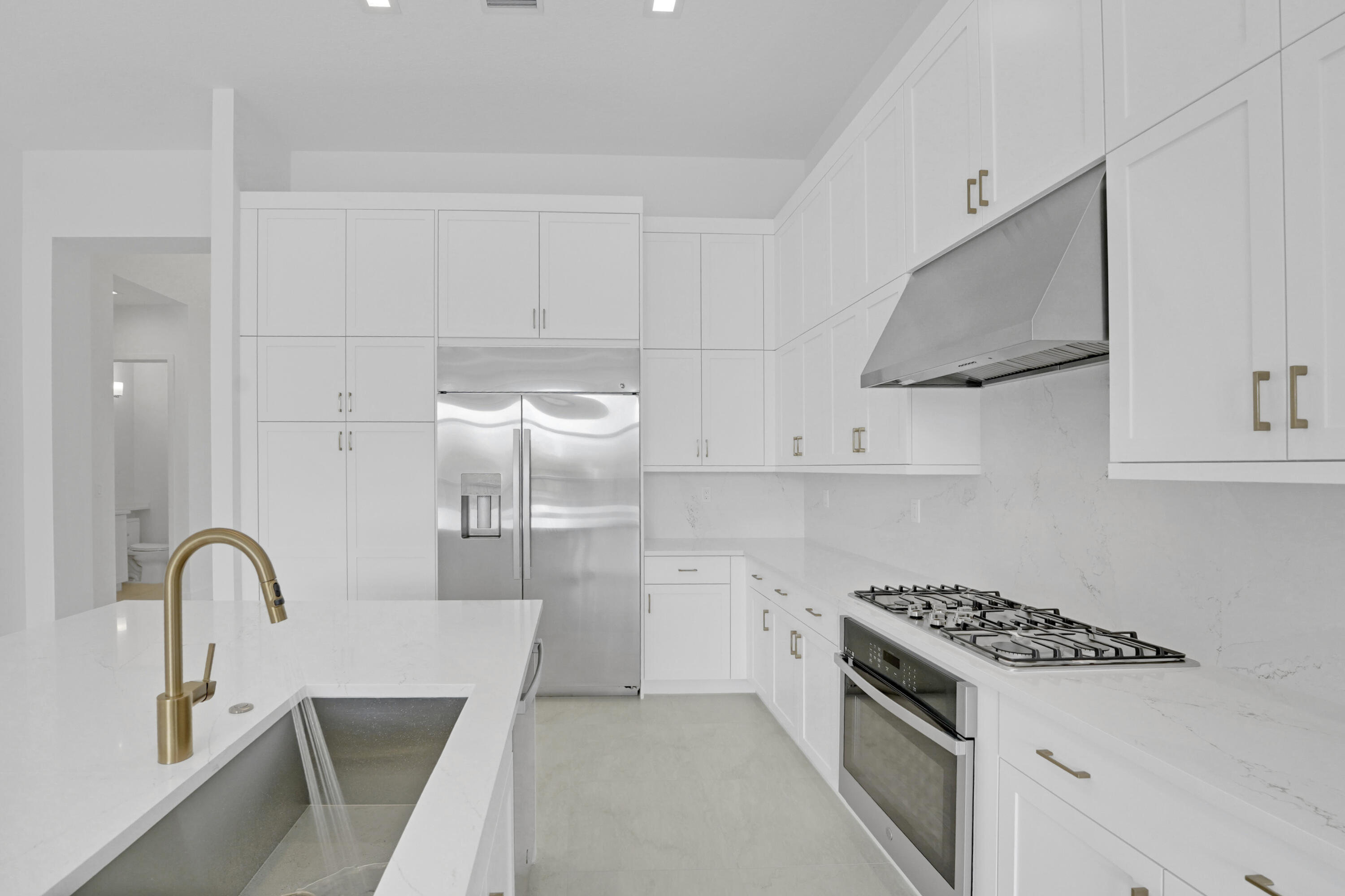 9409 Sunflower Mdw Road Boca Raton, FL 33434 - Photo 10 of 88 Kitchen