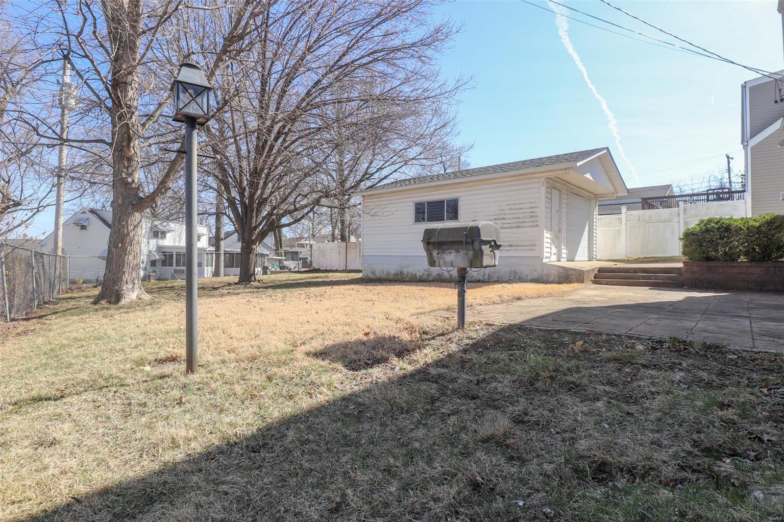 10318 Baptist Church Road St. Louis, MO 63123 - Photo 29 of 31