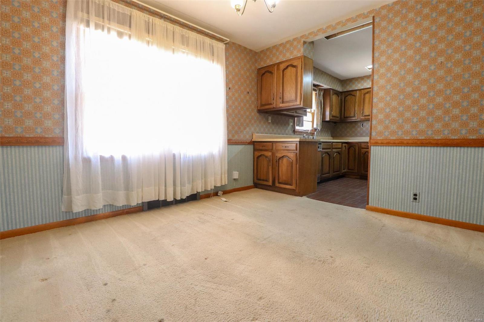 10318 Baptist Church Road St. Louis, MO 63123 - Photo 7 of 31
