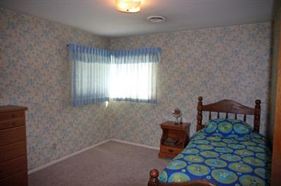 182 Elm Avenue Reedley, CA 93654 - Photo 4 of 21 Gallery Image 4