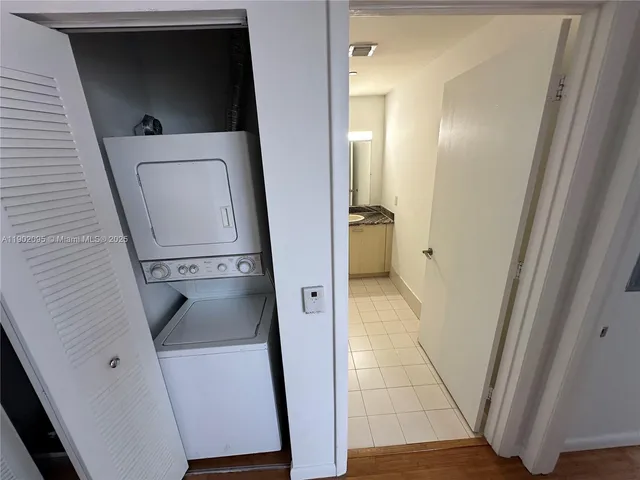 $1,900 | Overtown, Miami, FL 33136