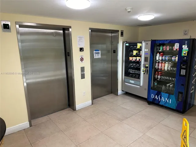 $1,900 | Overtown, Miami, FL 33136