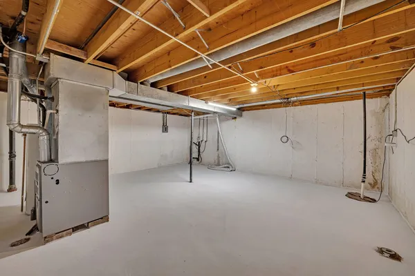 $185,000 | 1113 Gael Drive, Unit B, Joliet, IL 60435