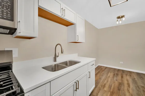 $185,000 | 1113 Gael Drive, Unit B, Joliet, IL 60435