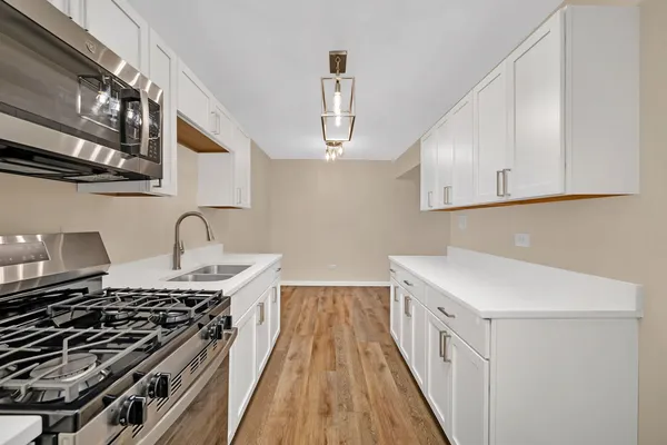 $185,000 | 1113 Gael Drive, Unit B, Joliet, IL 60435