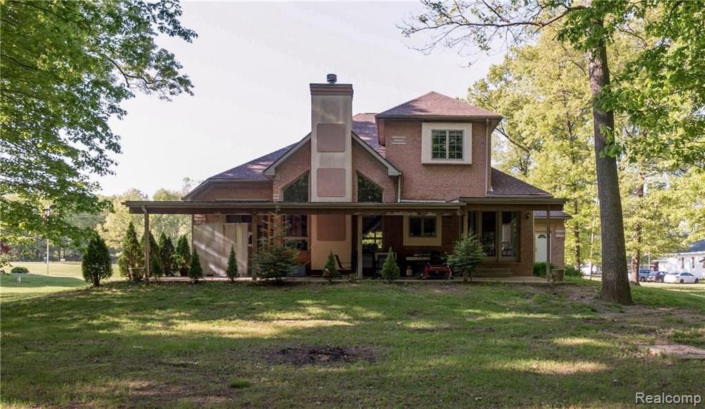 44473 Clay Road Belleville, MI 48111 - Photo 12 of 47