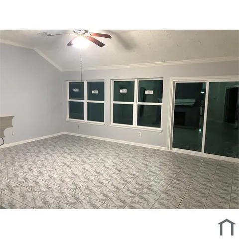 a black and white photo of a room