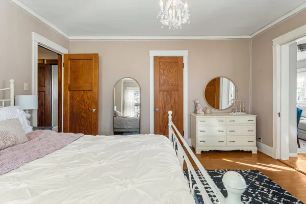 $584,900 | 1124 North State Street, Monticello, IL 61856