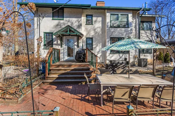 $584,900 | 1124 North State Street, Monticello, IL 61856