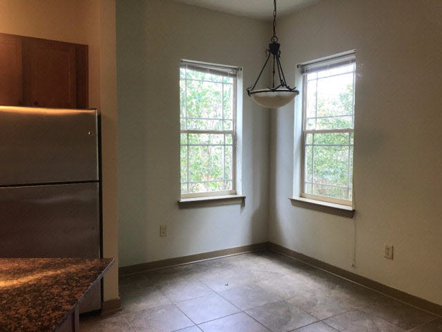 1430 Regency Road, Unit B101 Gulf Shores, AL 36542 - Photo 4 of 11 Dining Area
