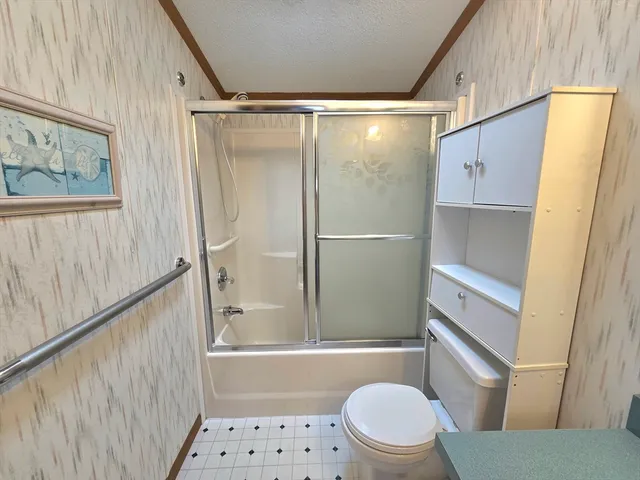 $259,900 | 111 Festival Circle, Chicopee, MA 01020