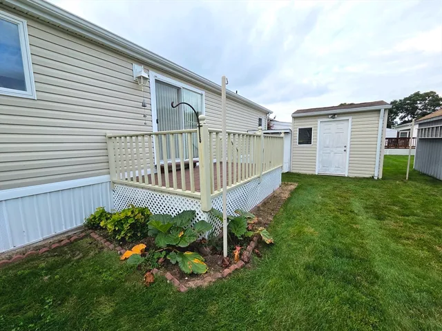 $259,900 | 111 Festival Circle, Chicopee, MA 01020