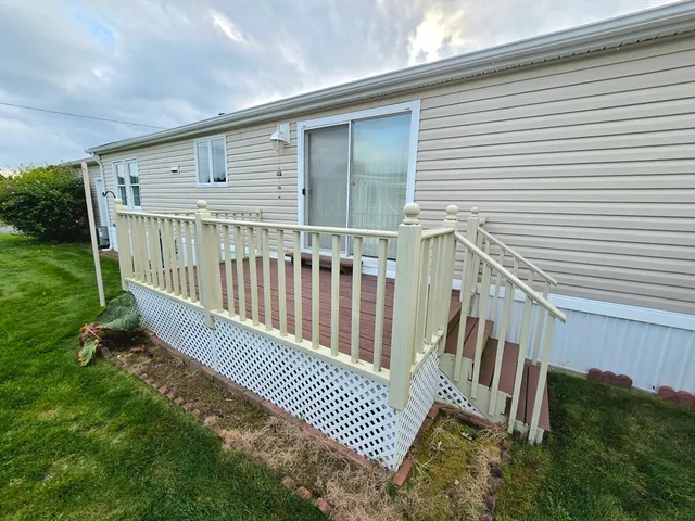 $259,900 | 111 Festival Circle, Chicopee, MA 01020