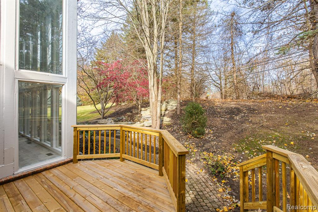 6351 Cherry Tree Court Rochester, MI 48306 - Photo 73 of 80