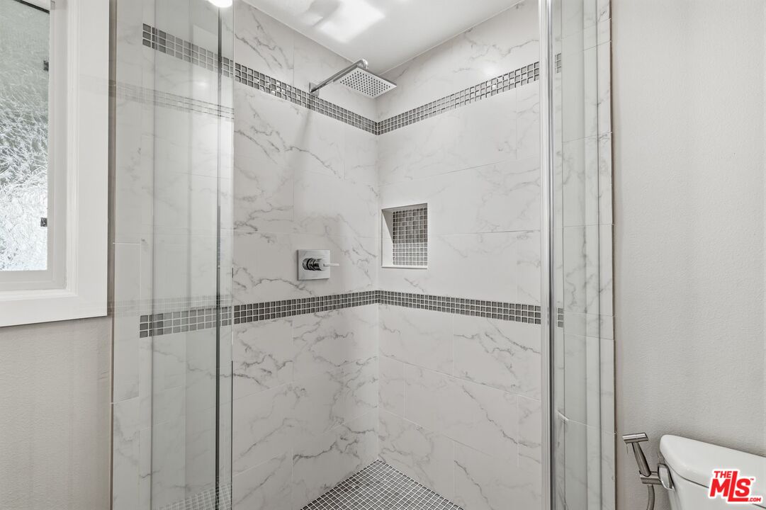 19041 Muirkirk Drive Porter Ranch, CA 91326 - Photo 25 of 33