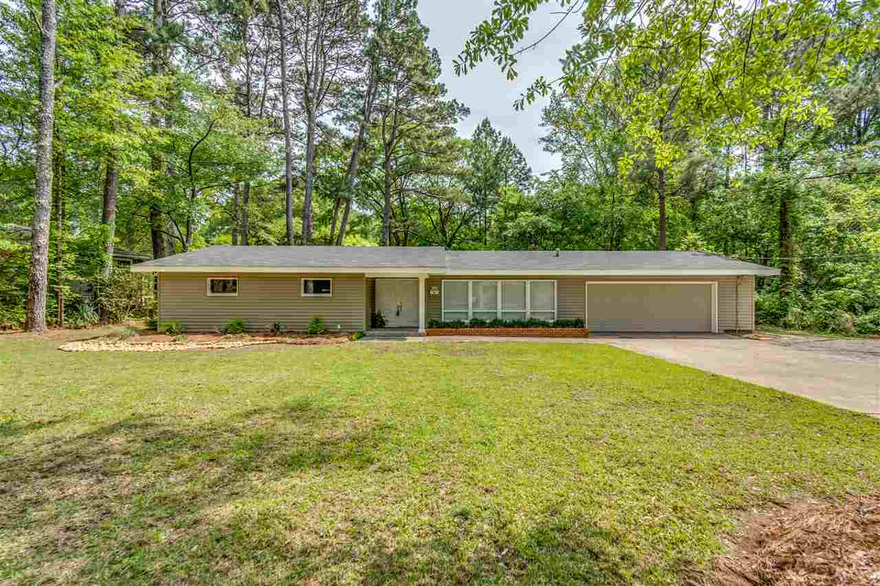 1829 Meadowbrook Road Jackson, MS 39211 - Photo 1 of 47 Photo 1