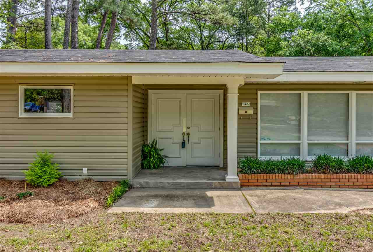 1829 Meadowbrook Road Jackson, MS 39211 - Photo 3 of 47 Photo 3