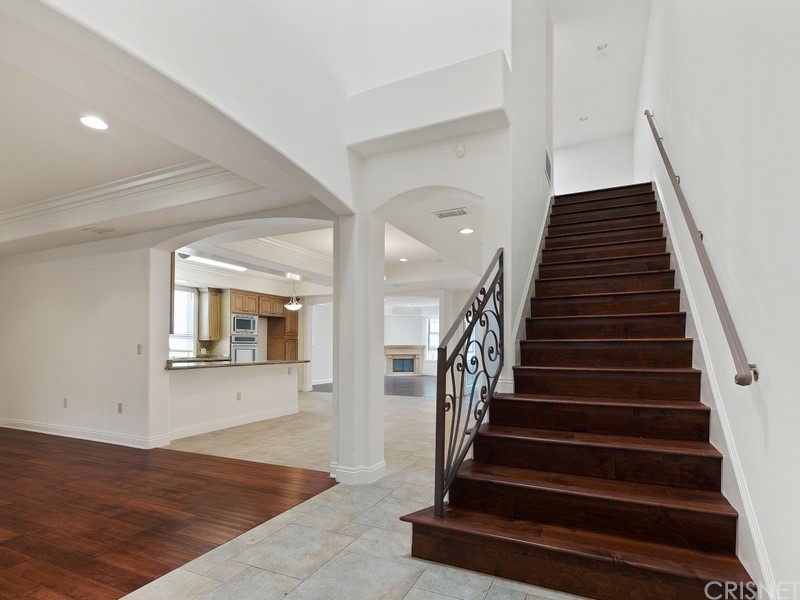 Entry with soaring ceilings