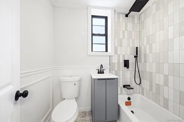 $999,999 | 2257 Hampden Place | University Heights