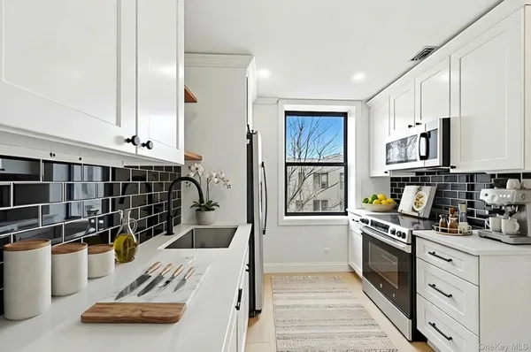 $999,999 | 2257 Hampden Place | University Heights