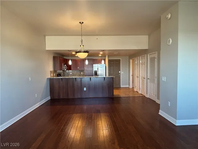 $2,100 | 150 South Las Vegas Boulevard, Unit 1515, Las Vegas, NV 89101
