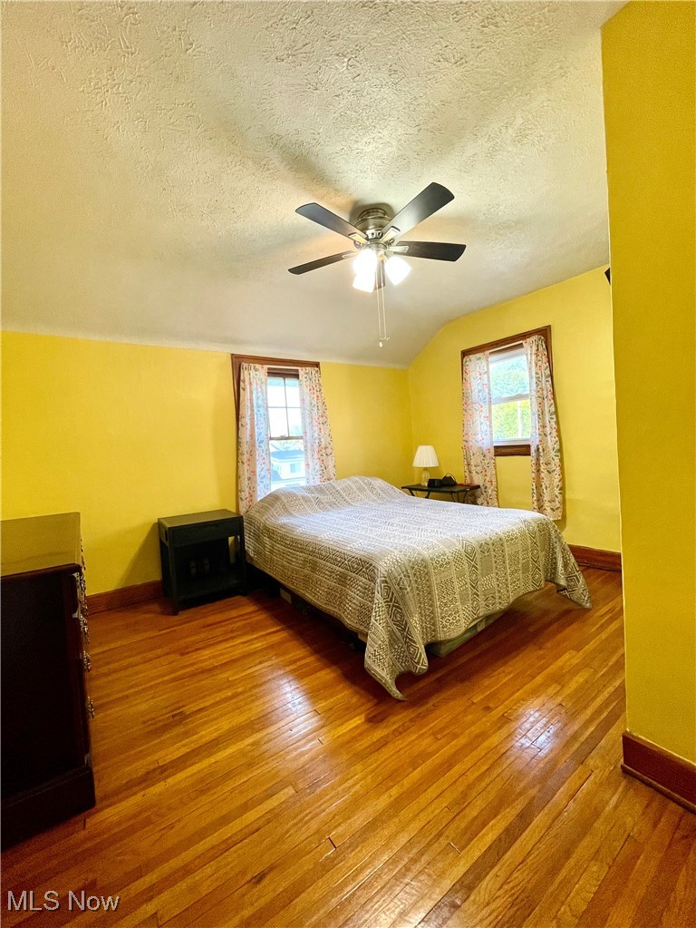 1922 Spring Road Cleveland, OH 44109 - Photo 17 of 26