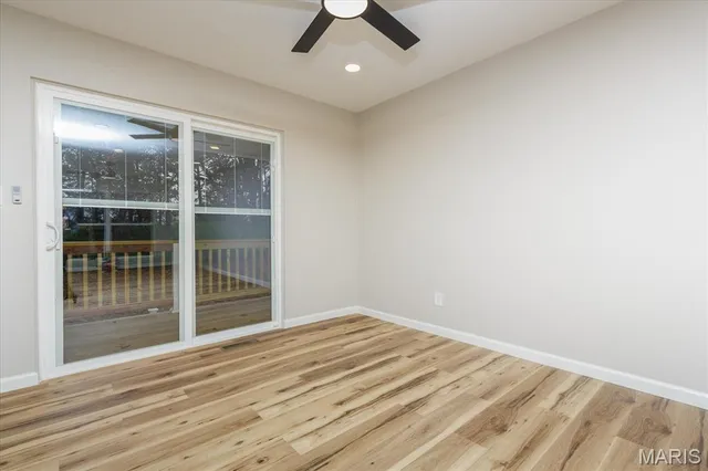 $325,000 | 27 Laura Drive, St. Peters, MO 63376