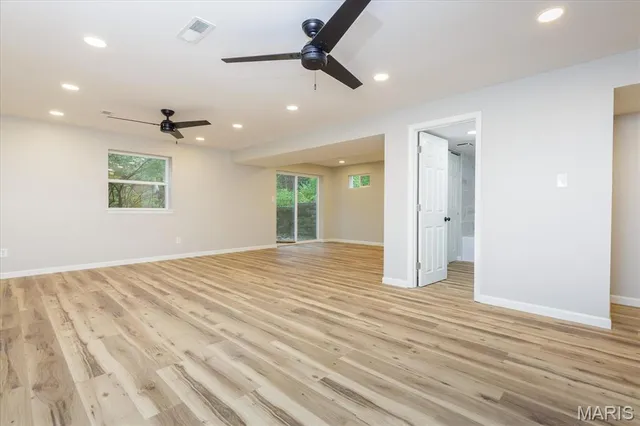 $325,000 | 27 Laura Drive, St. Peters, MO 63376