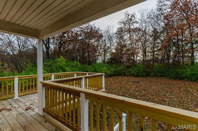 $325,000 | 27 Laura Drive, St. Peters, MO 63376