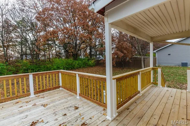 $325,000 | 27 Laura Drive, St. Peters, MO 63376