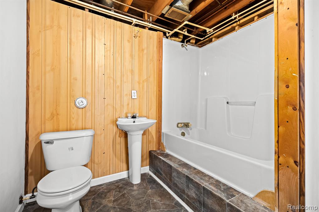 4025 East Howell Road Webberville, MI 48892 - Photo 21 of 37