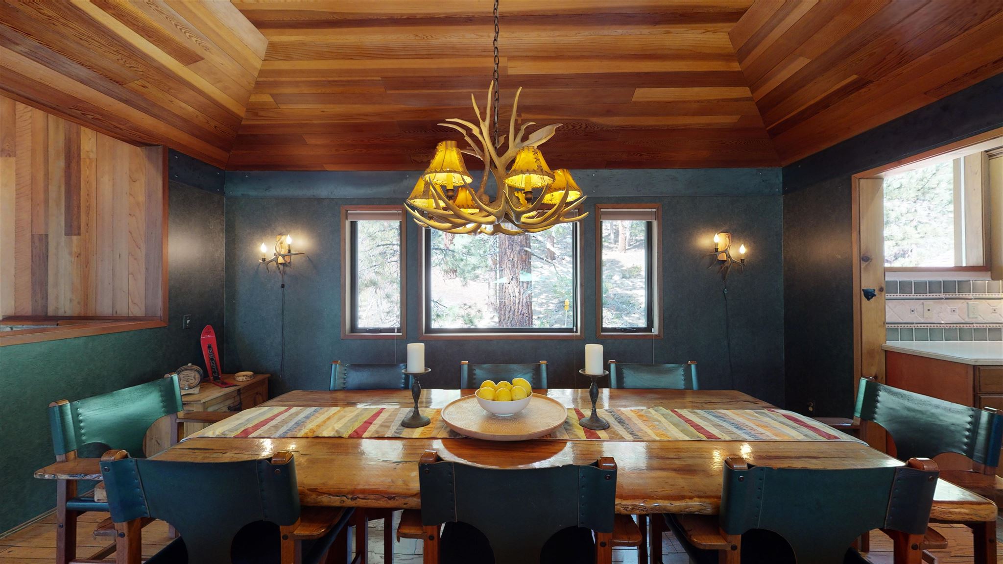 310 Grindelwald Road Mammoth Lakes, CA 93546 - Photo 13 of 47 Gallery Image 13