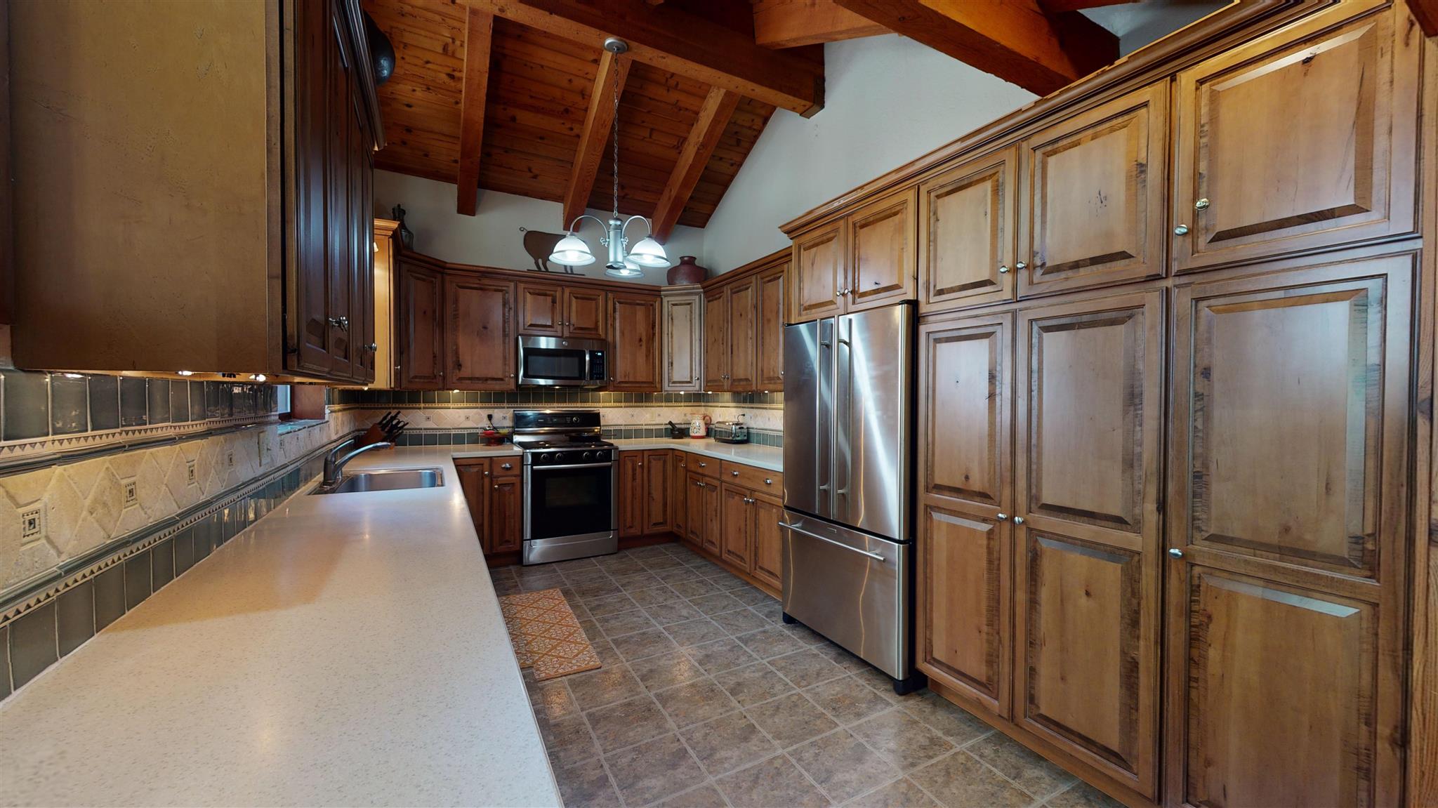 310 Grindelwald Road Mammoth Lakes, CA 93546 - Photo 16 of 47 Gallery Image 16