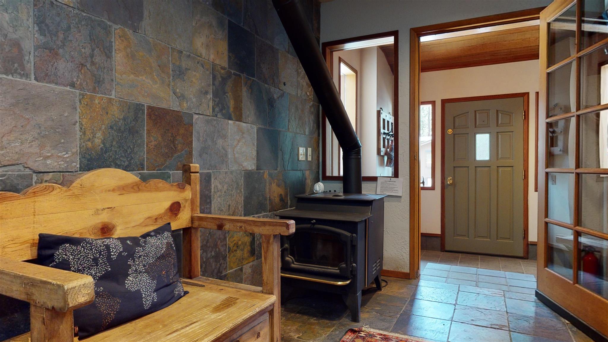 310 Grindelwald Road Mammoth Lakes, CA 93546 - Photo 43 of 47 Gallery Image 43