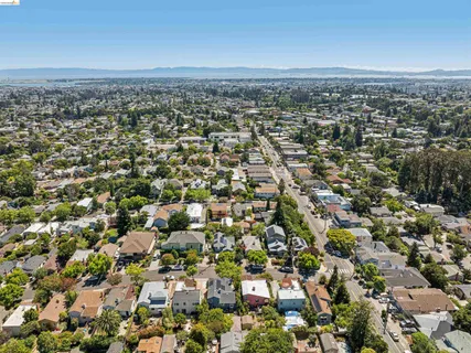 $998,000 | 2420 Carmel Street, Oakland, CA 94602
