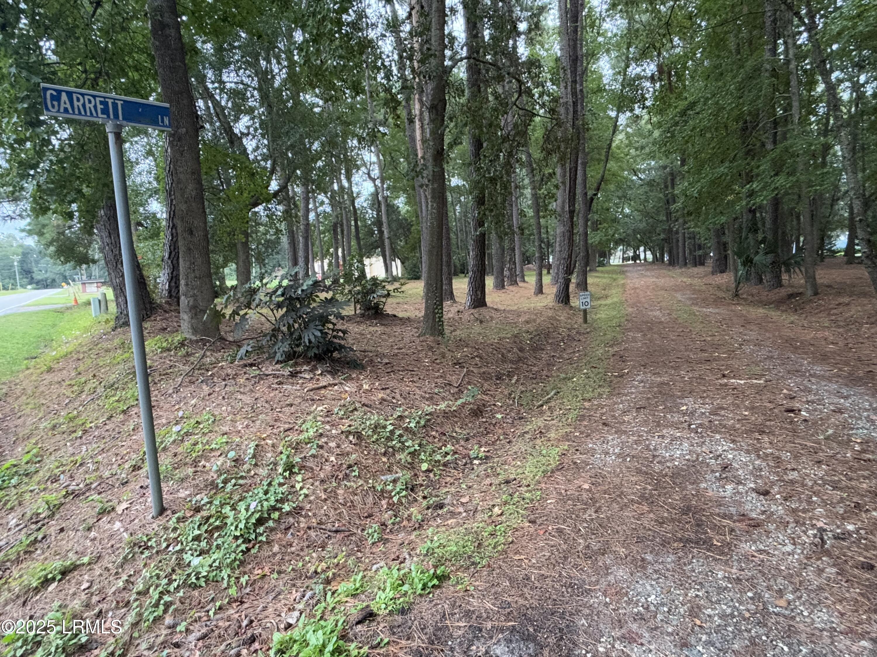 246 Stuart Point Road Seabrook, SC 29940 - Photo 8 of 12 Photo Sep 29 2025, 9 04 01 AM