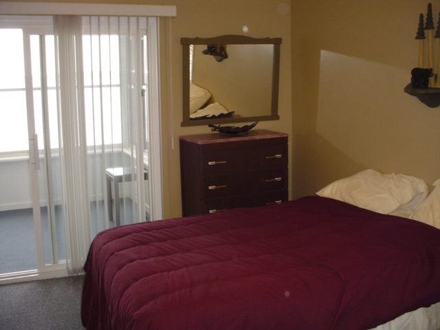 8724 East Hatchery Road Syracuse, IN 46567 - Photo 9 of 9 Gallery Image 9
